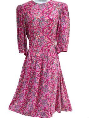 Vintage Vibrant Pink Cottagecore Midi Dress V Basque Waist Tie Back Cincher 14
